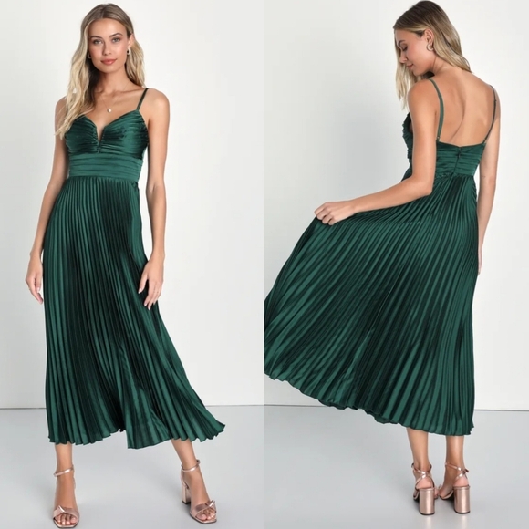 Lulus Dresses & Skirts - Lulus Fabulous Perfection Emerald Green Satin Pleated Midi Dress S Wedding Party